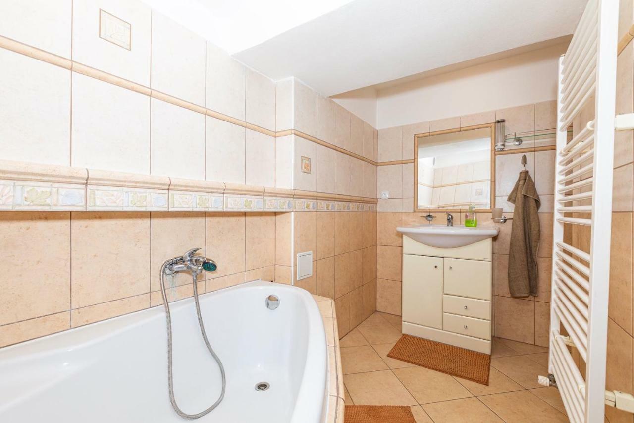 Apartmány Pod Řípem Roudnice nad Labem Esterno foto